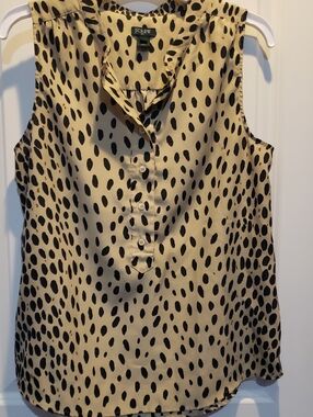 Beige Sleeveless Black Polka Dot Button-Front Blouse